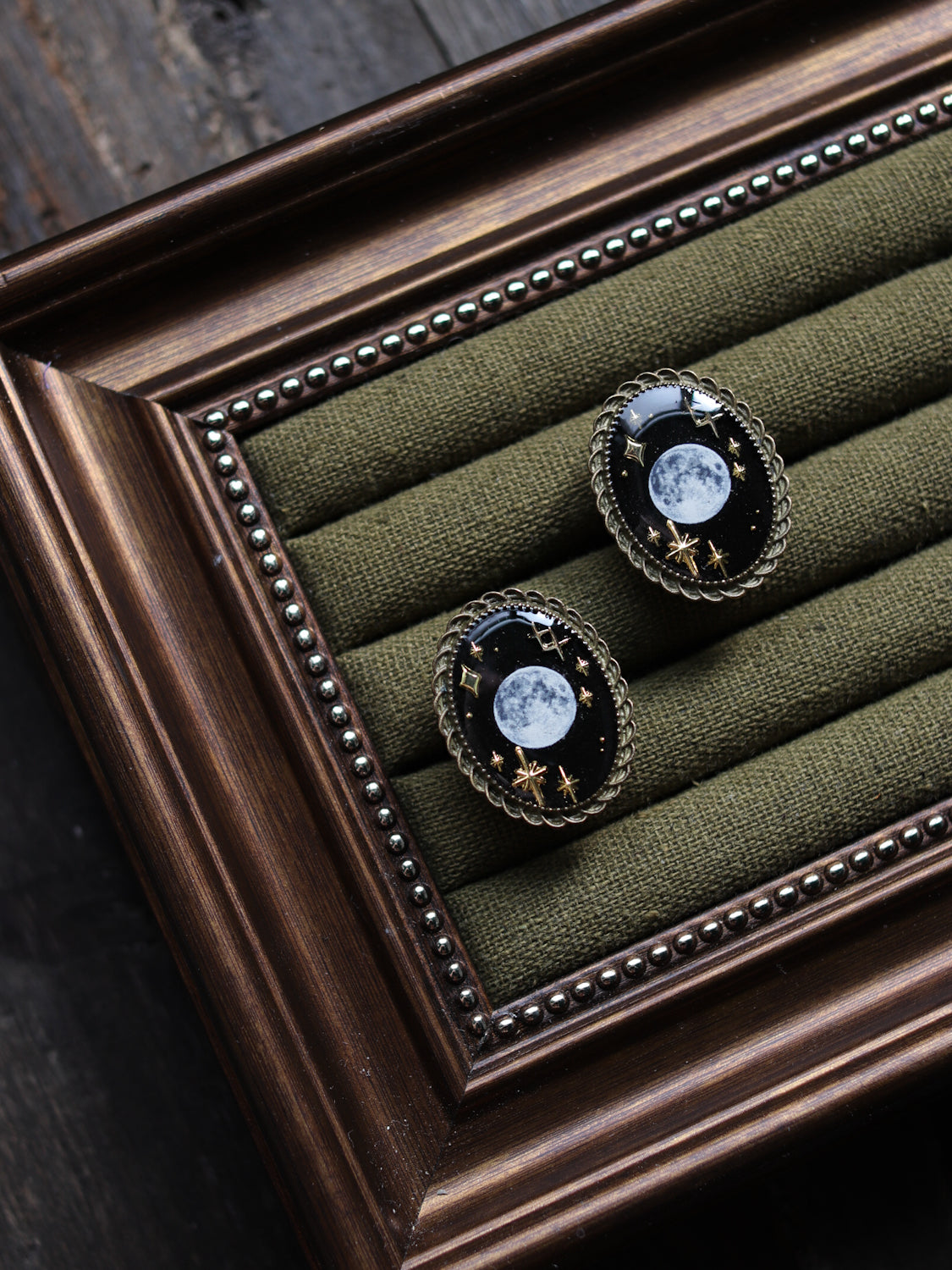 Vintage style ring - Starlights