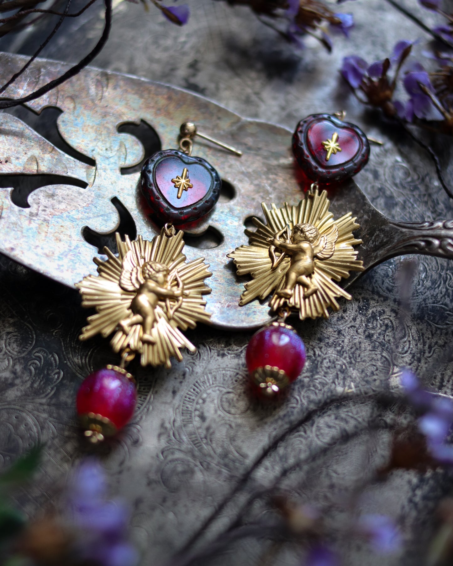Vintage style earrings - Cupid Magic