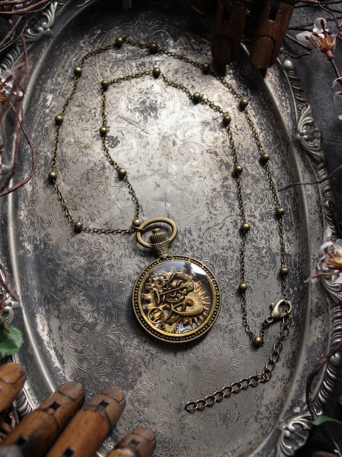 Vintage style necklace - Machinery and Love