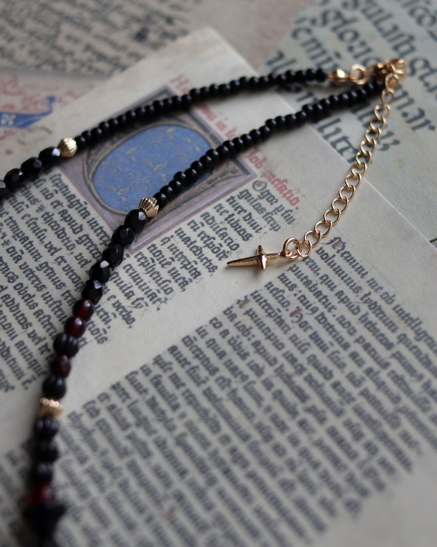 Czech glass bead necklace - Pray