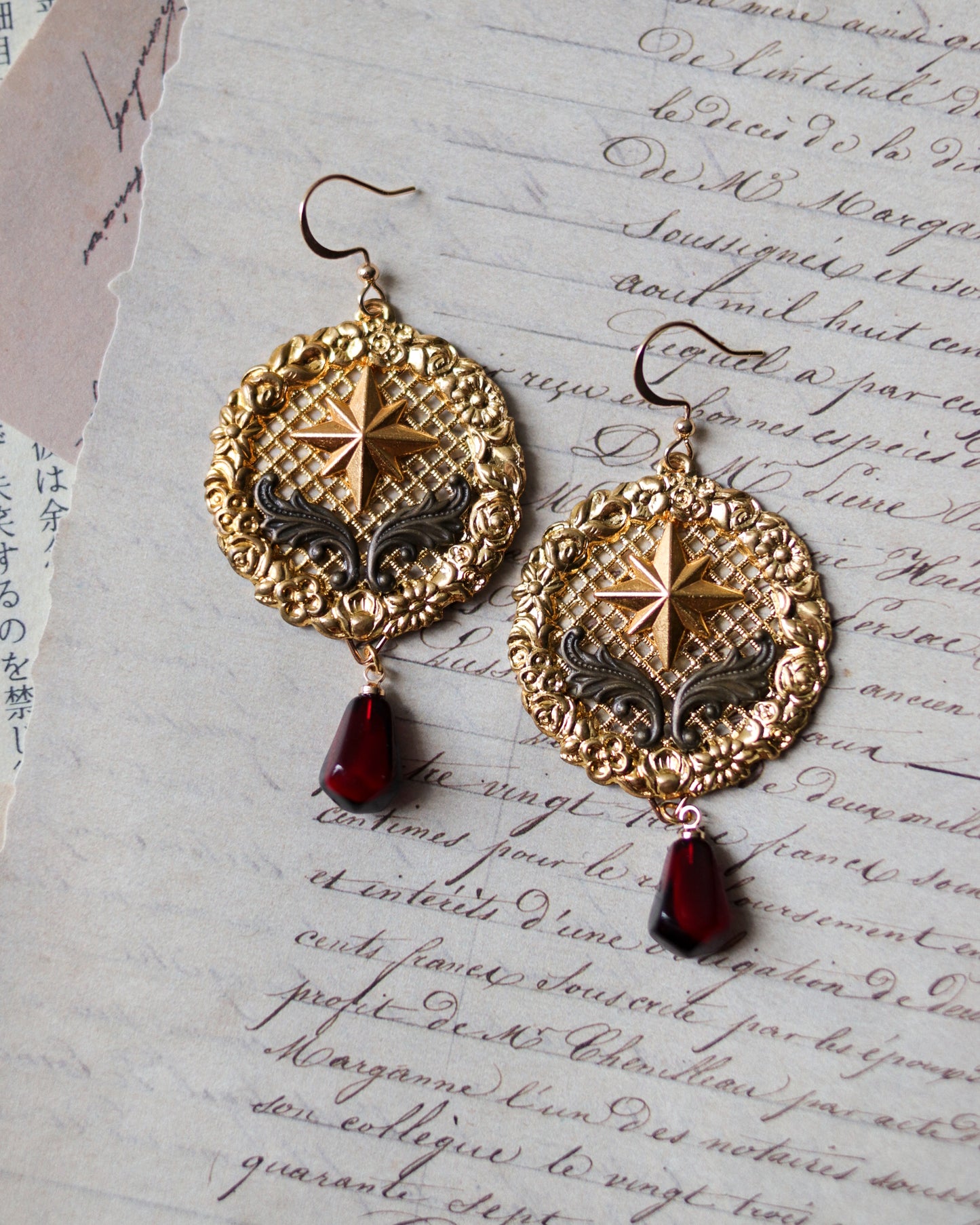 Vintage style earrings - Twins star