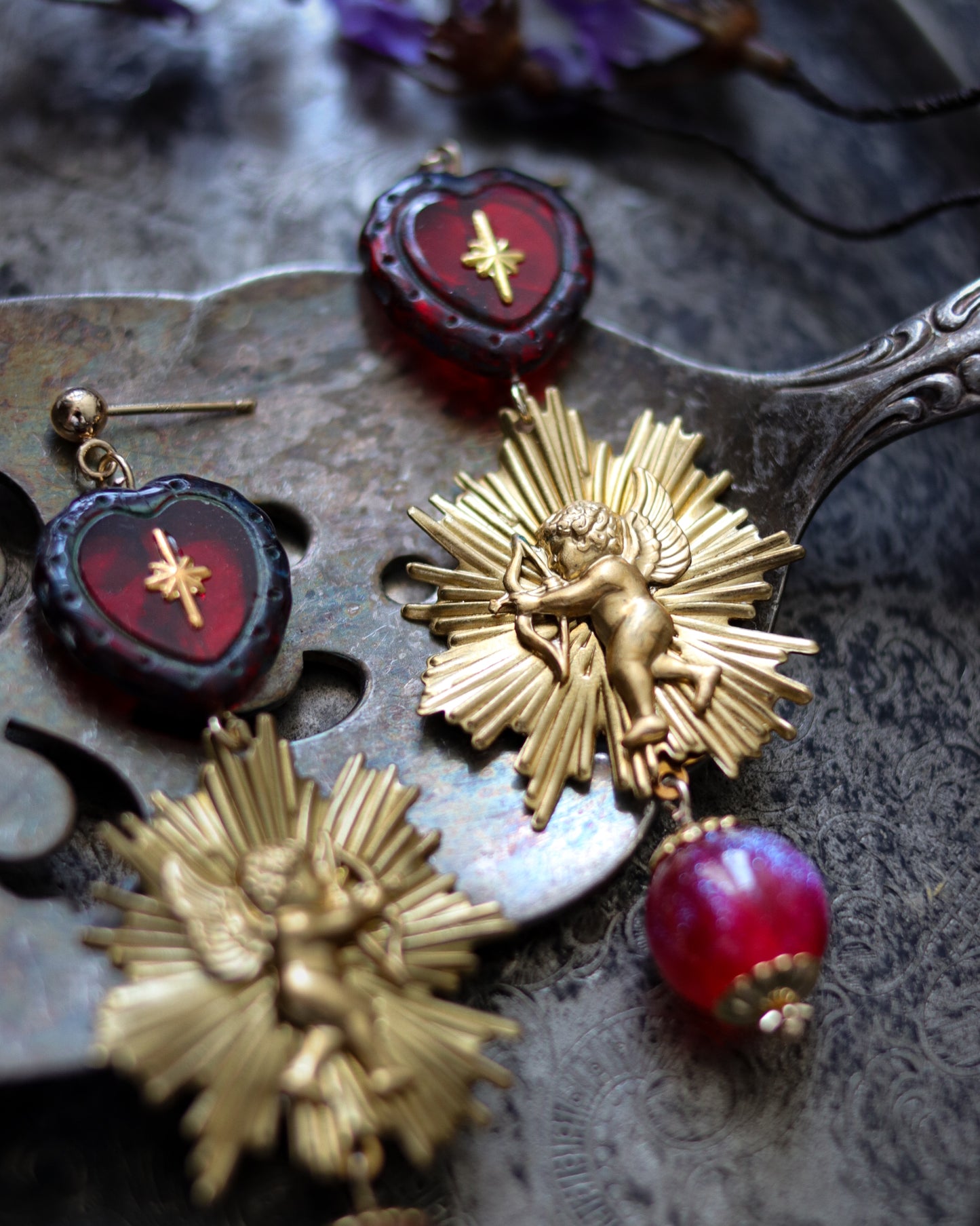 Vintage style earrings - Cupid Magic