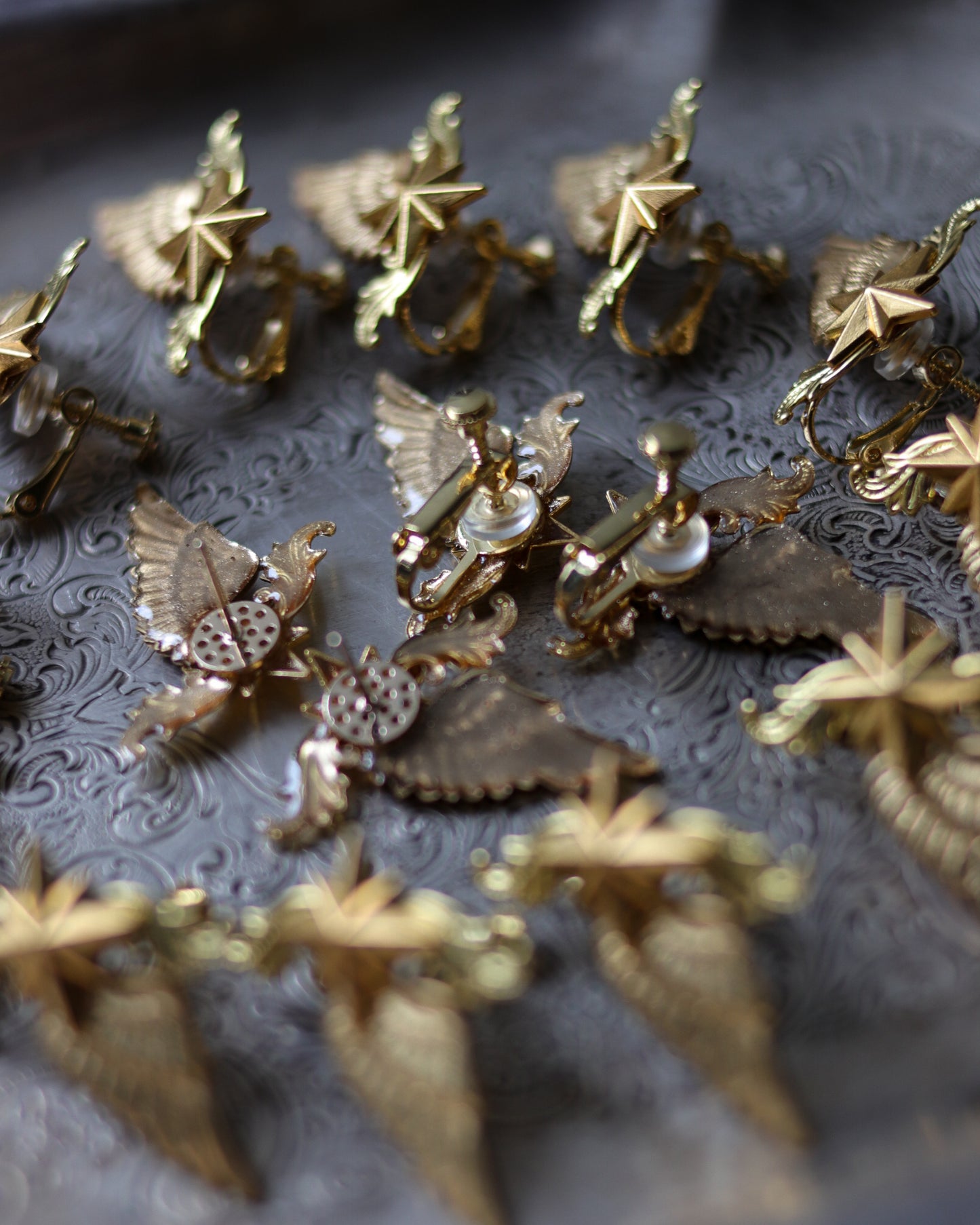 Vintage style ear cuffs - Gold wing’s star
