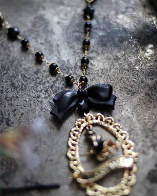 Vintage style necklace - Witch's Mischief