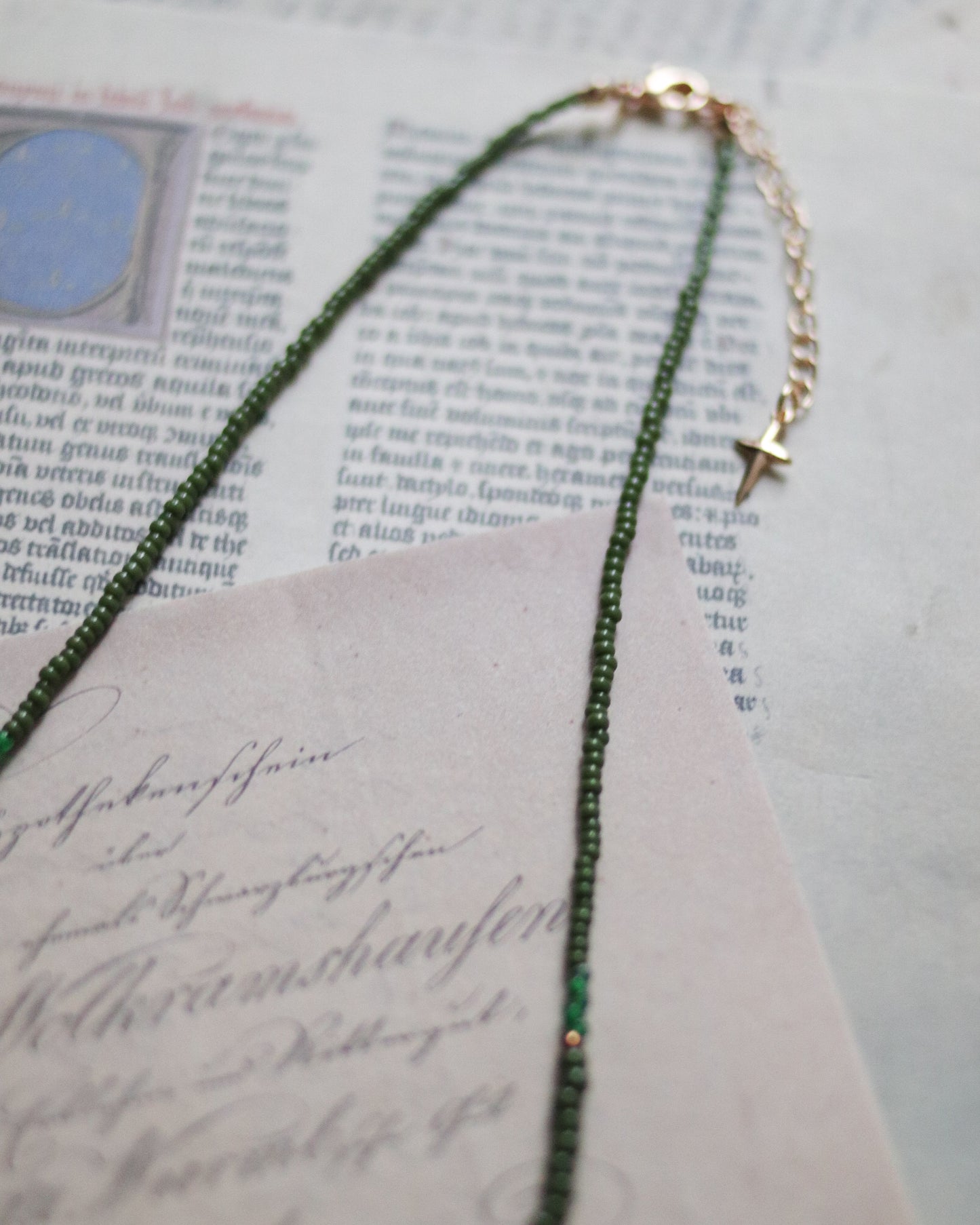Czech glass bead necklace - Lily of the Valley 捷克琉璃項鍊 - 鈴蘭