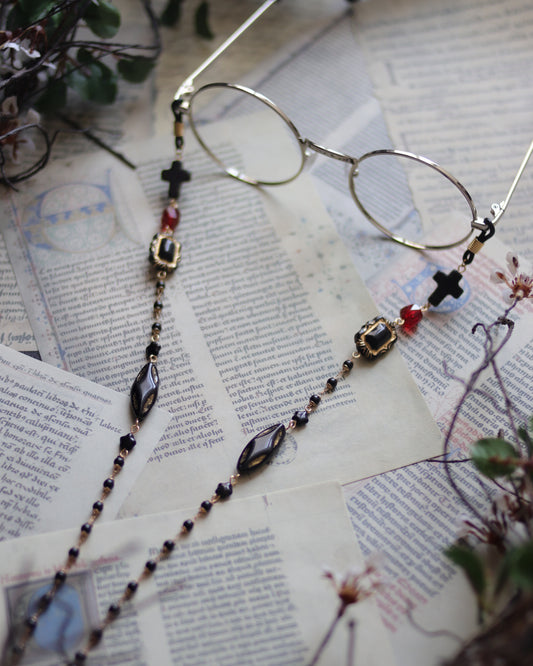 Vintage style eyewear chain - Goth Sister