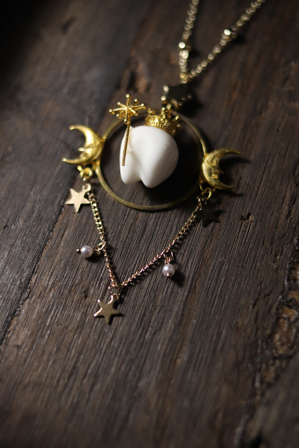 Vintage style necklace - Tooth Fairy