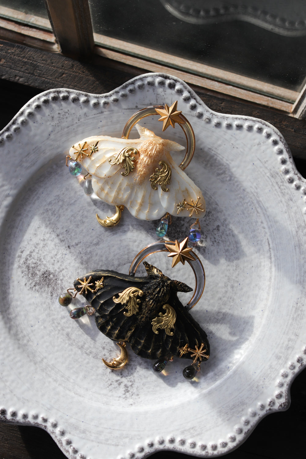 Vintage style brooch - Dawn of Birth, Night of Rest