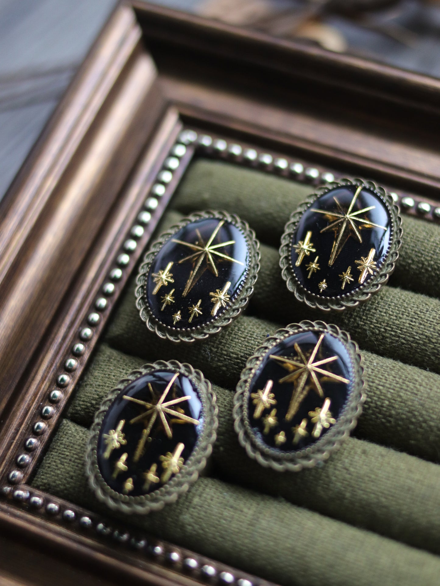Vintage style ring - Starlights