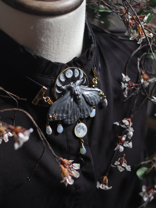 Vintage style necklace - White Moonlight Moth