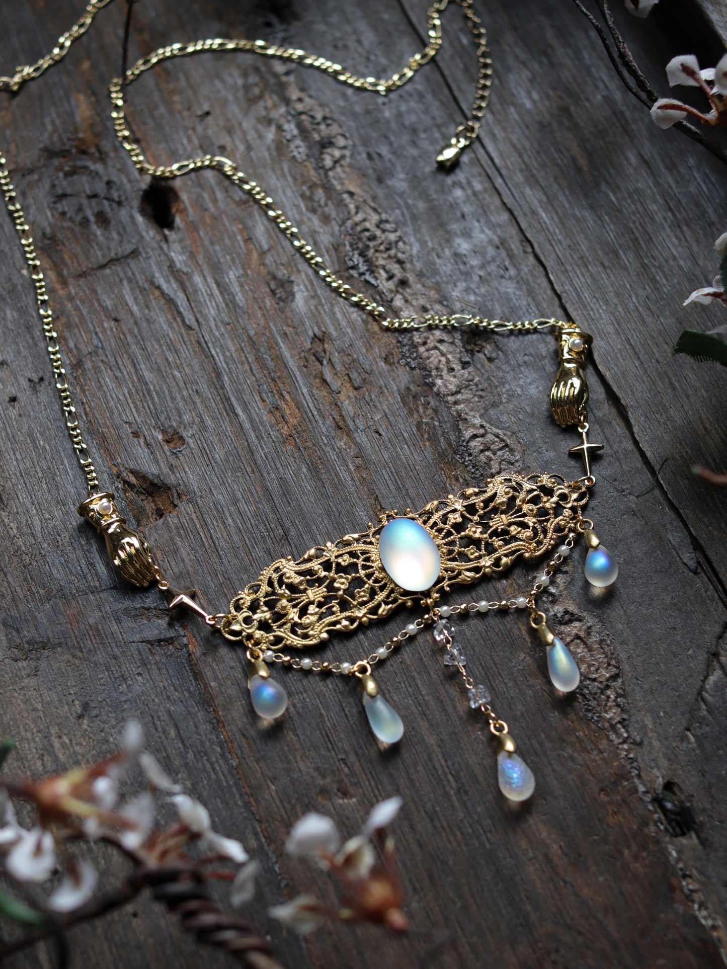 Vintage style necklace - Temptation
