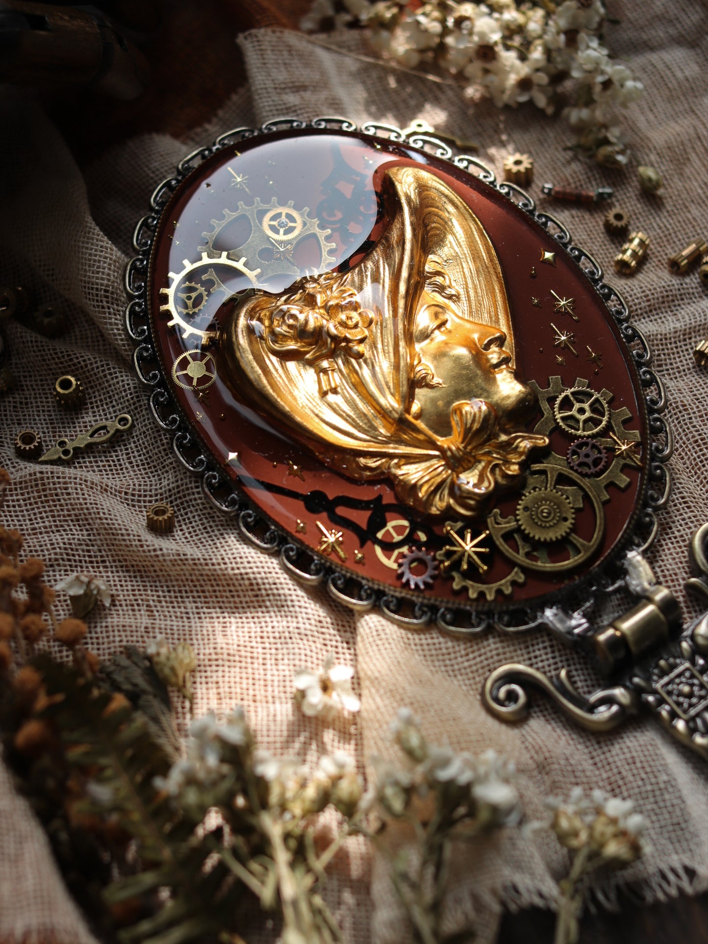 Vintage style hand mirror - Memoirs of girl