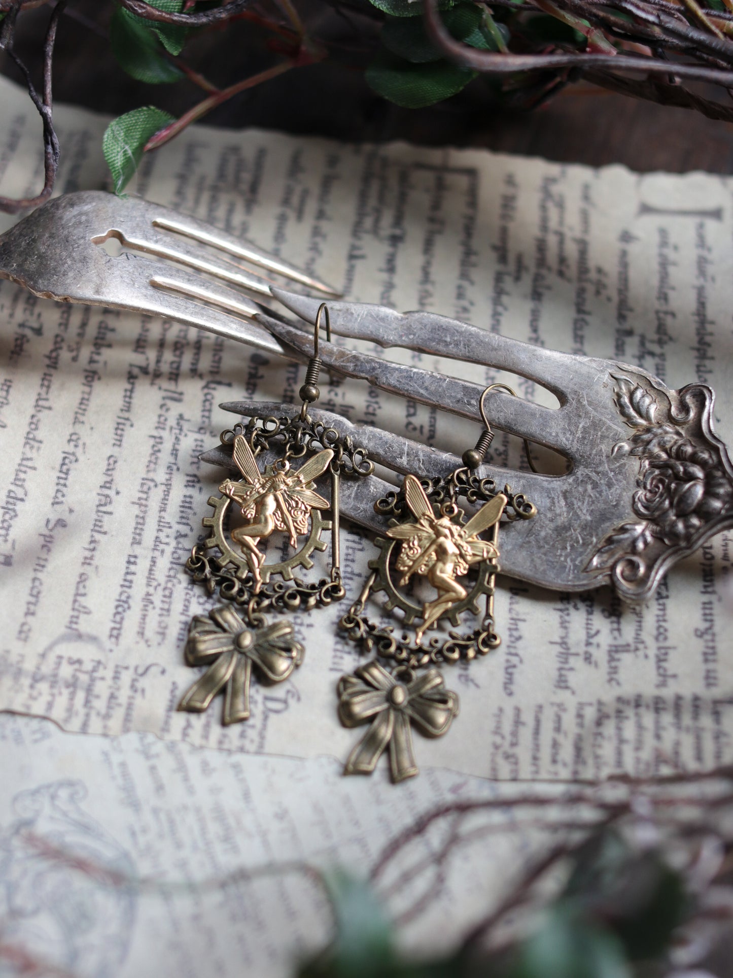 Vintage style earrings - Mechanical Elf