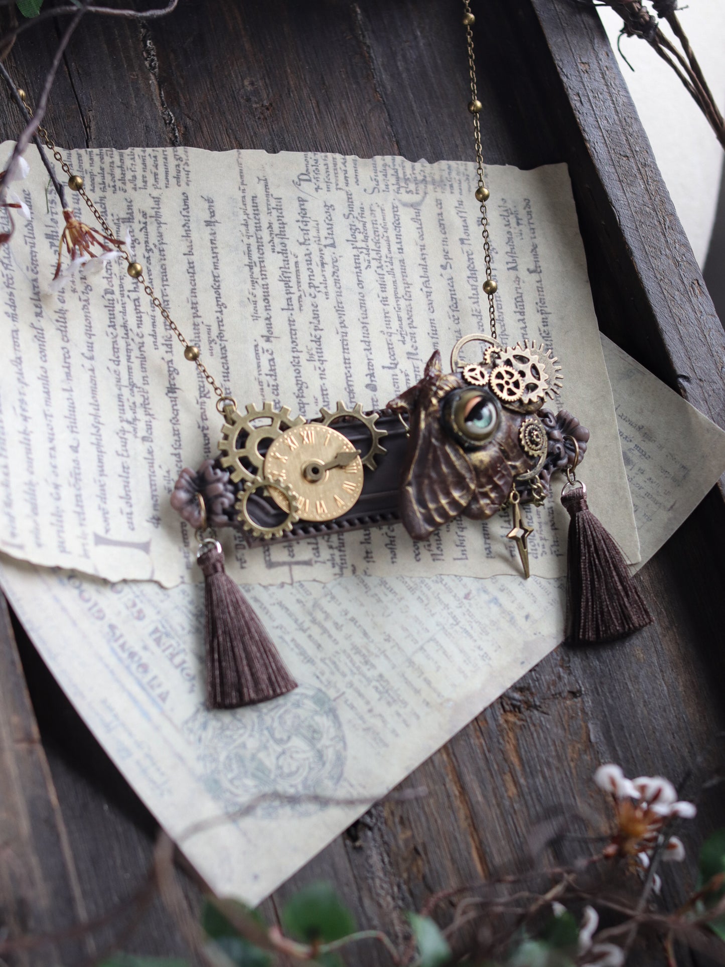 Vintage style necklace - Mechanical moth