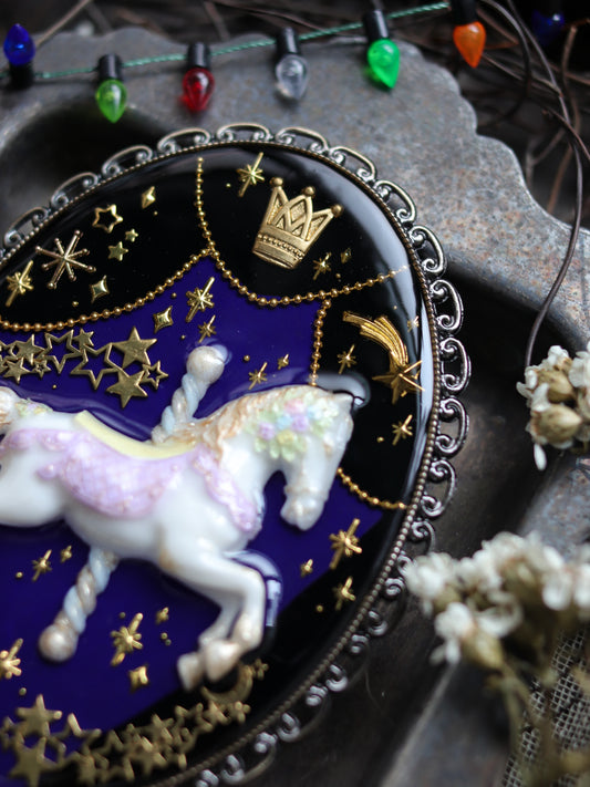 Vintage style hand mirror - Magic carousel