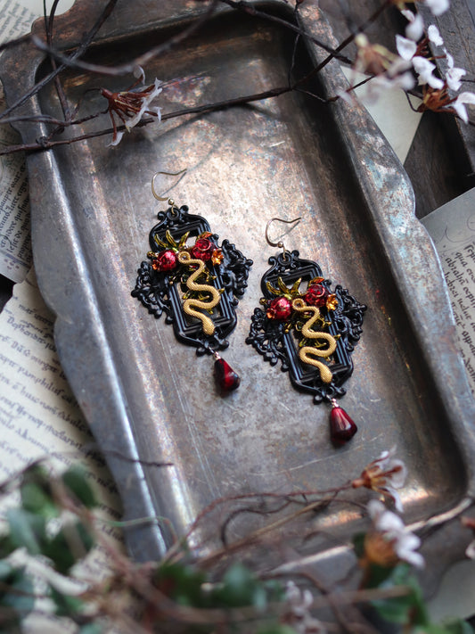 Vintage style earrings - Pomegranate and snake