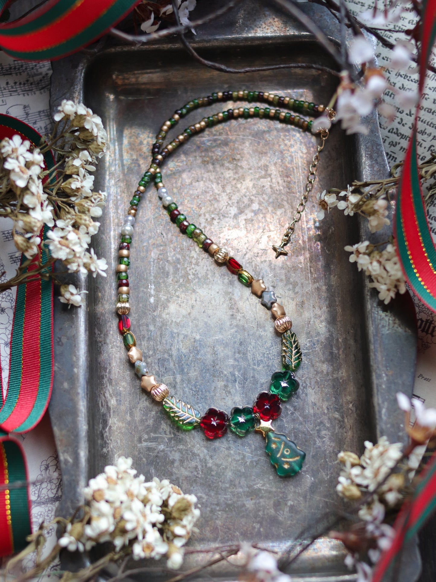 Vintage style necklace - Little christmas tree