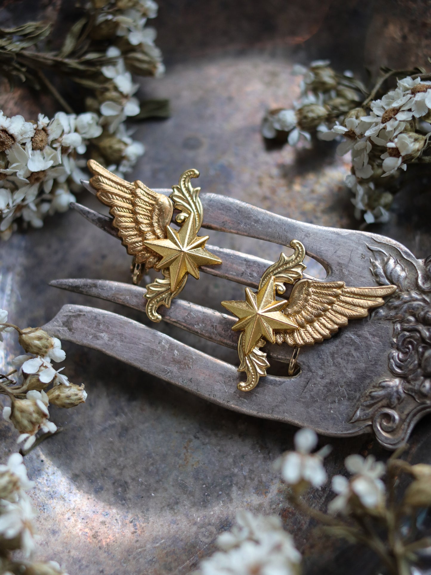 Vintage style ear cuffs - Gold wing’s star