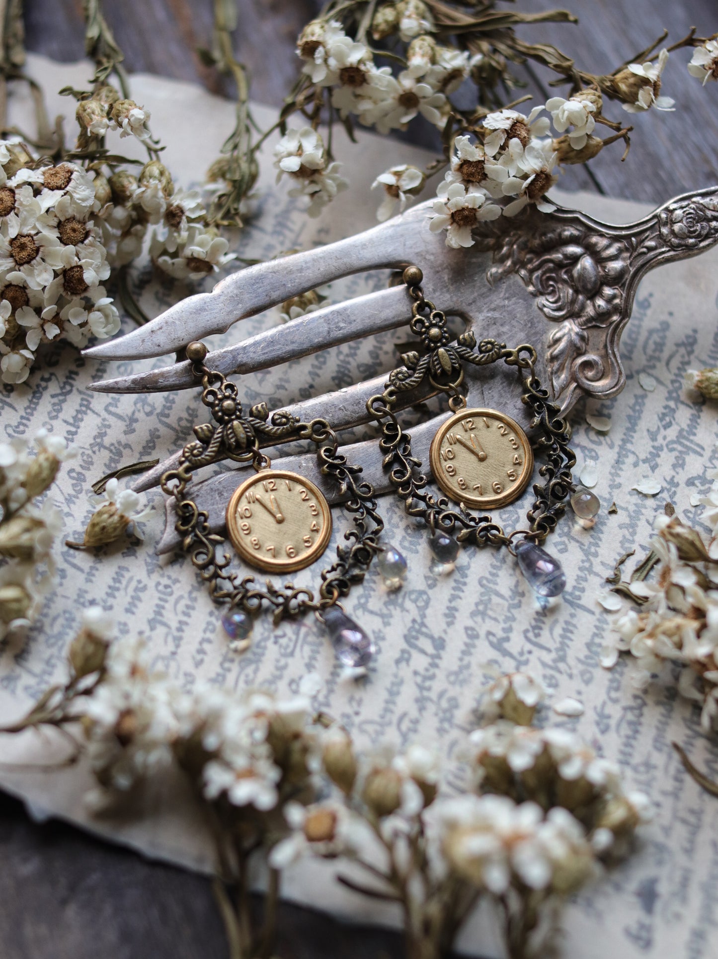 Vintage style earrings - Time Shizuku