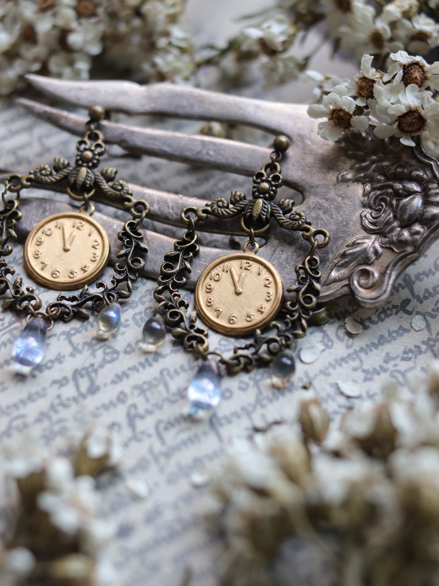 Vintage style earrings - Time Shizuku