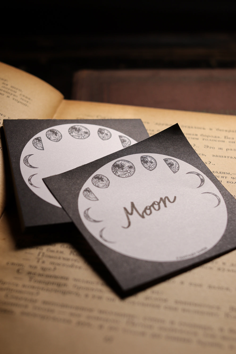 Non-sticky memo paper - Moon Phases