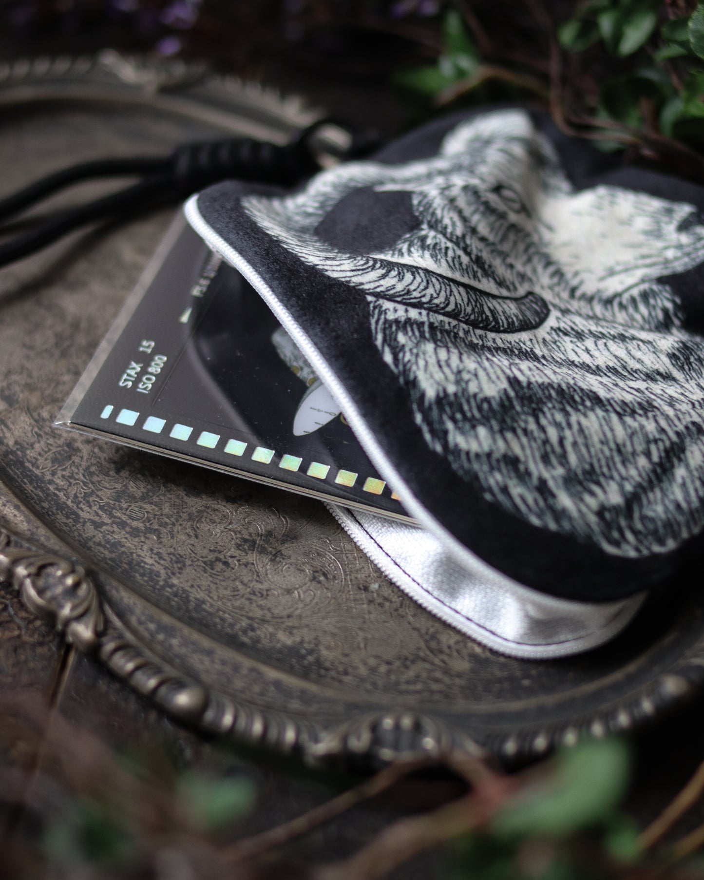 Hand-drawn style zipper pouch - Sheep