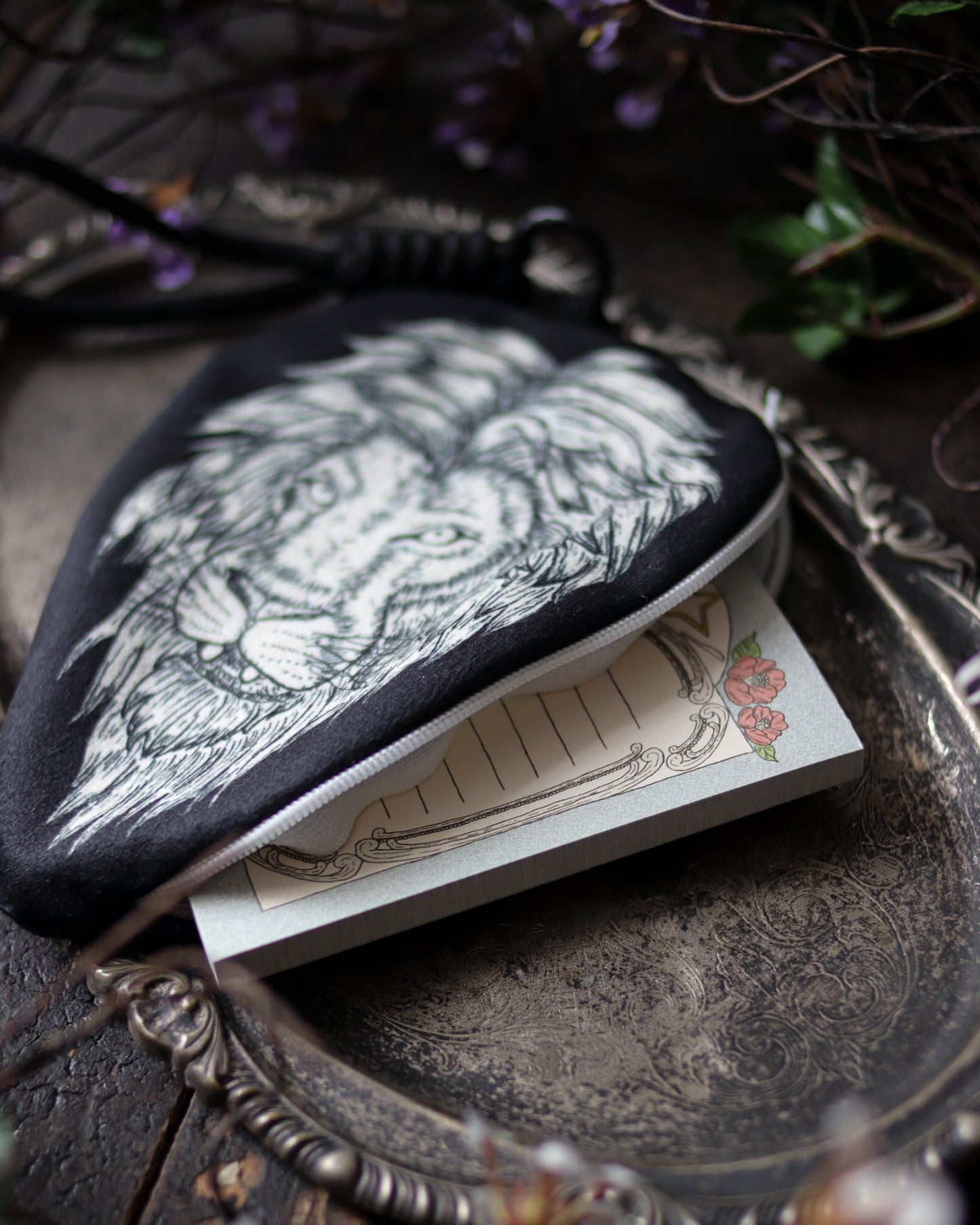 Zipper pouch - lion 拉鍊小掛袋 - 獅子