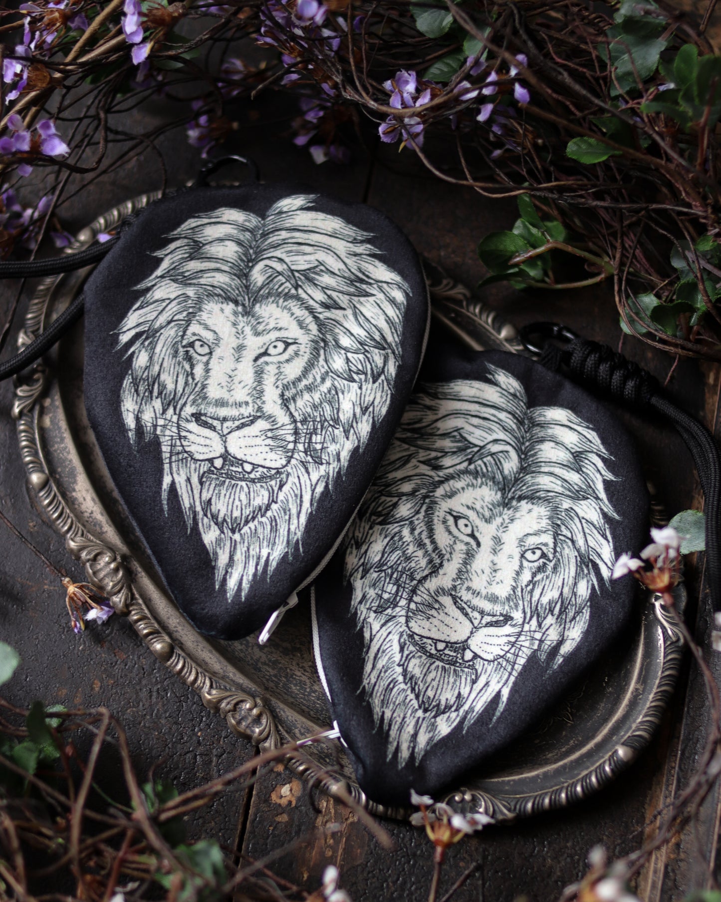 Zipper pouch - lion 拉鍊小掛袋 - 獅子