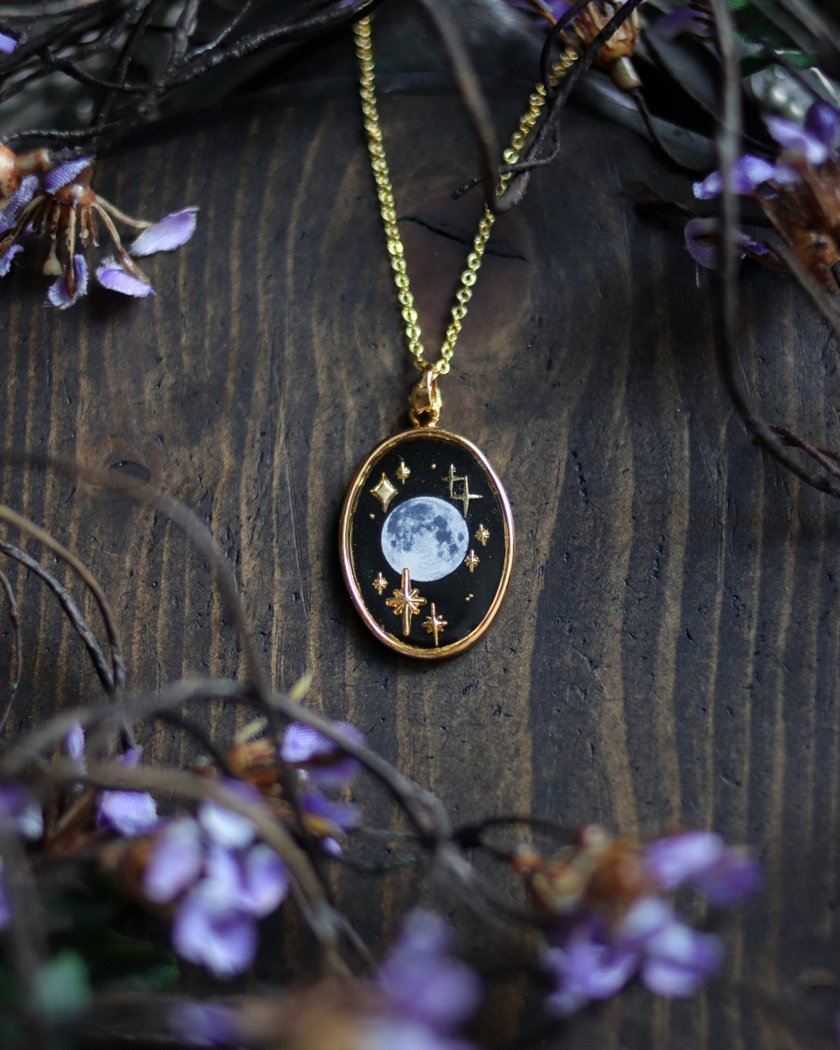 Necklace - Moon in the frame 項鍊 - 框中月