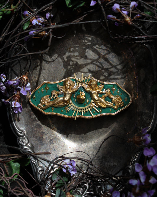 Vintage style hair clip - Gold Apple