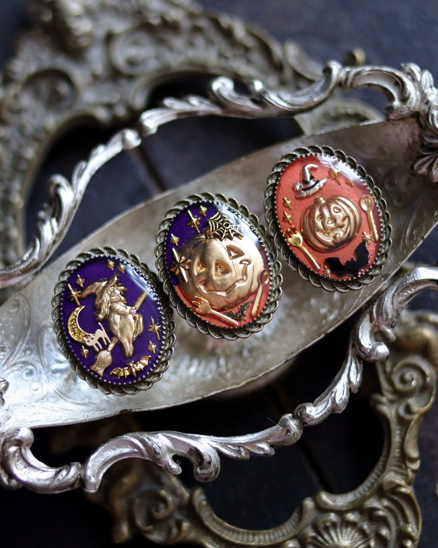 Vintage style ring - Halloween Carnival