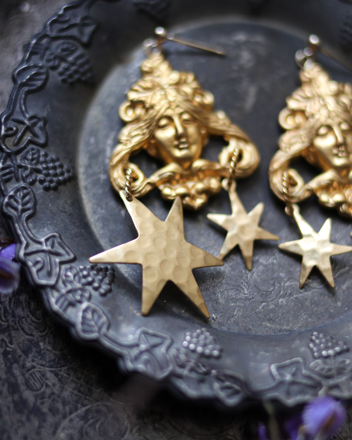 Earrings - The Witch's Face • three 耳環 - 魔女之顏。參