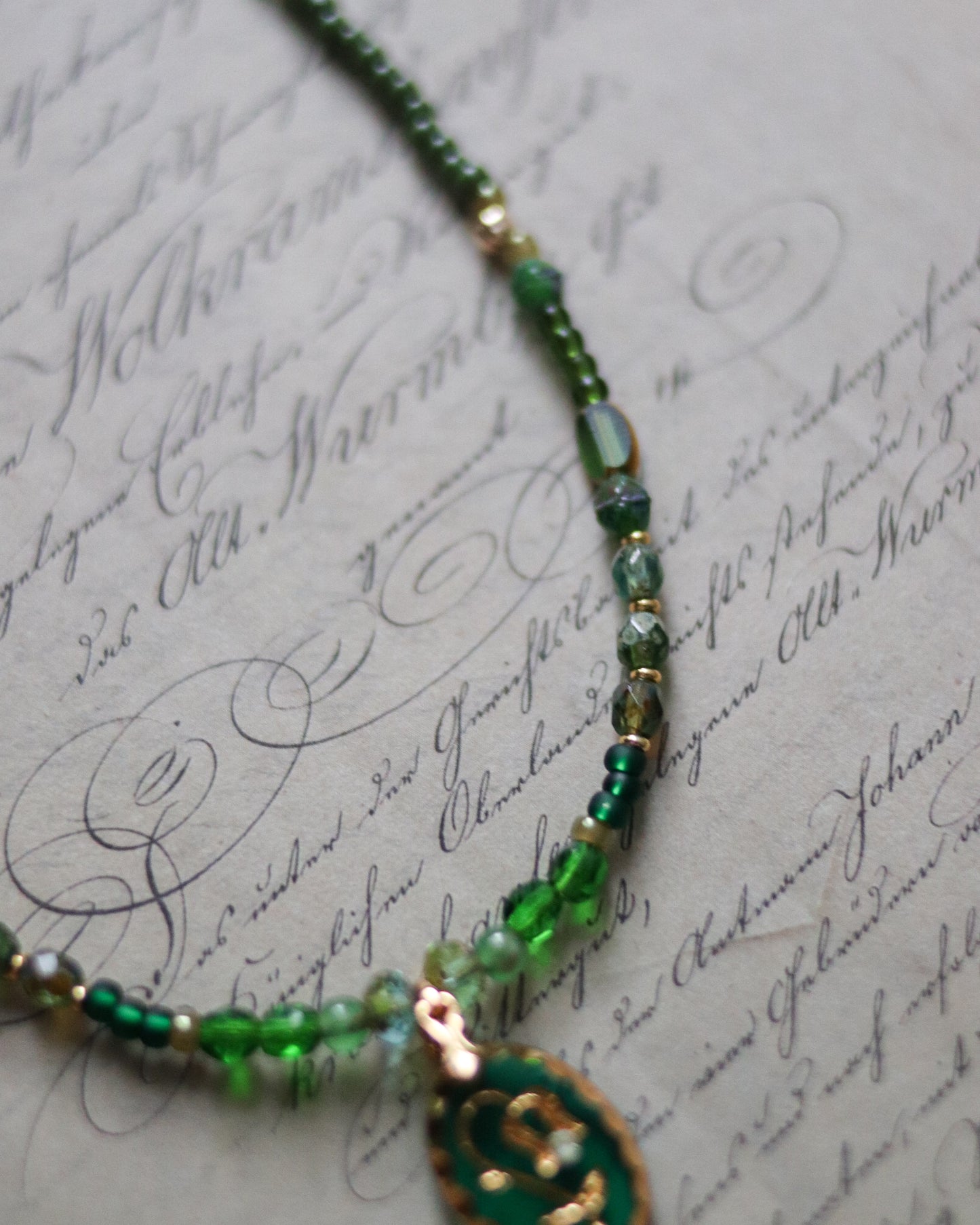 Czech glass bead necklace - Lily of the Valley 捷克琉璃項鍊 - 鈴蘭