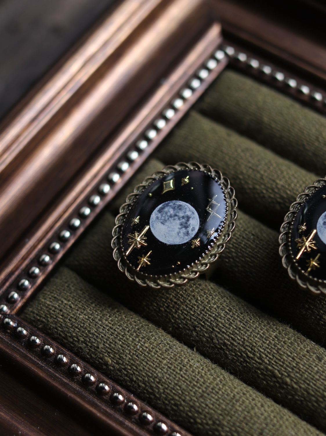 Vintage style ring - Starlights