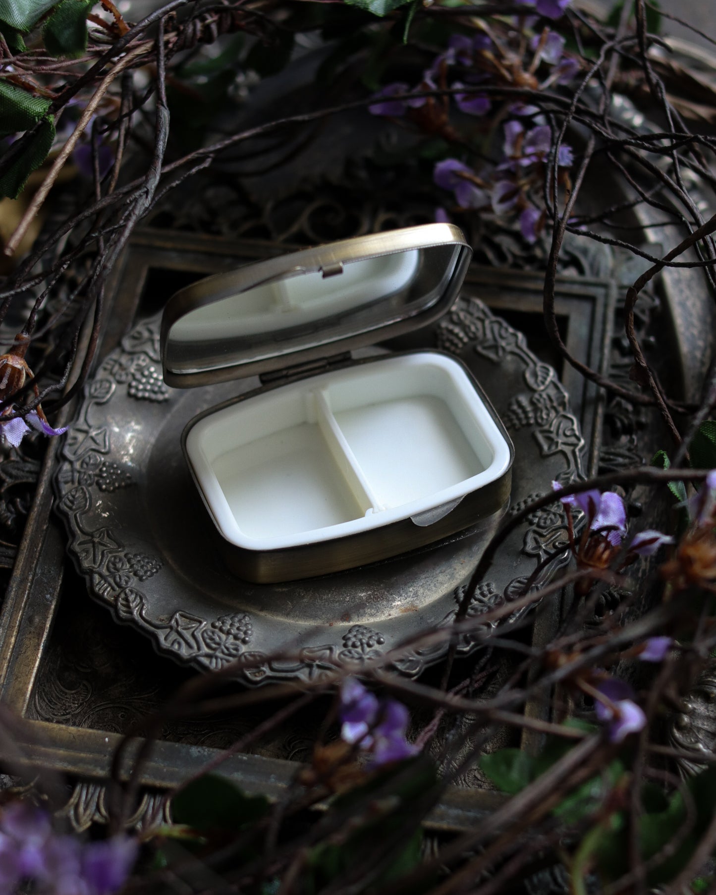 Vintage style mini jewelry pill box - Goddess Of Green