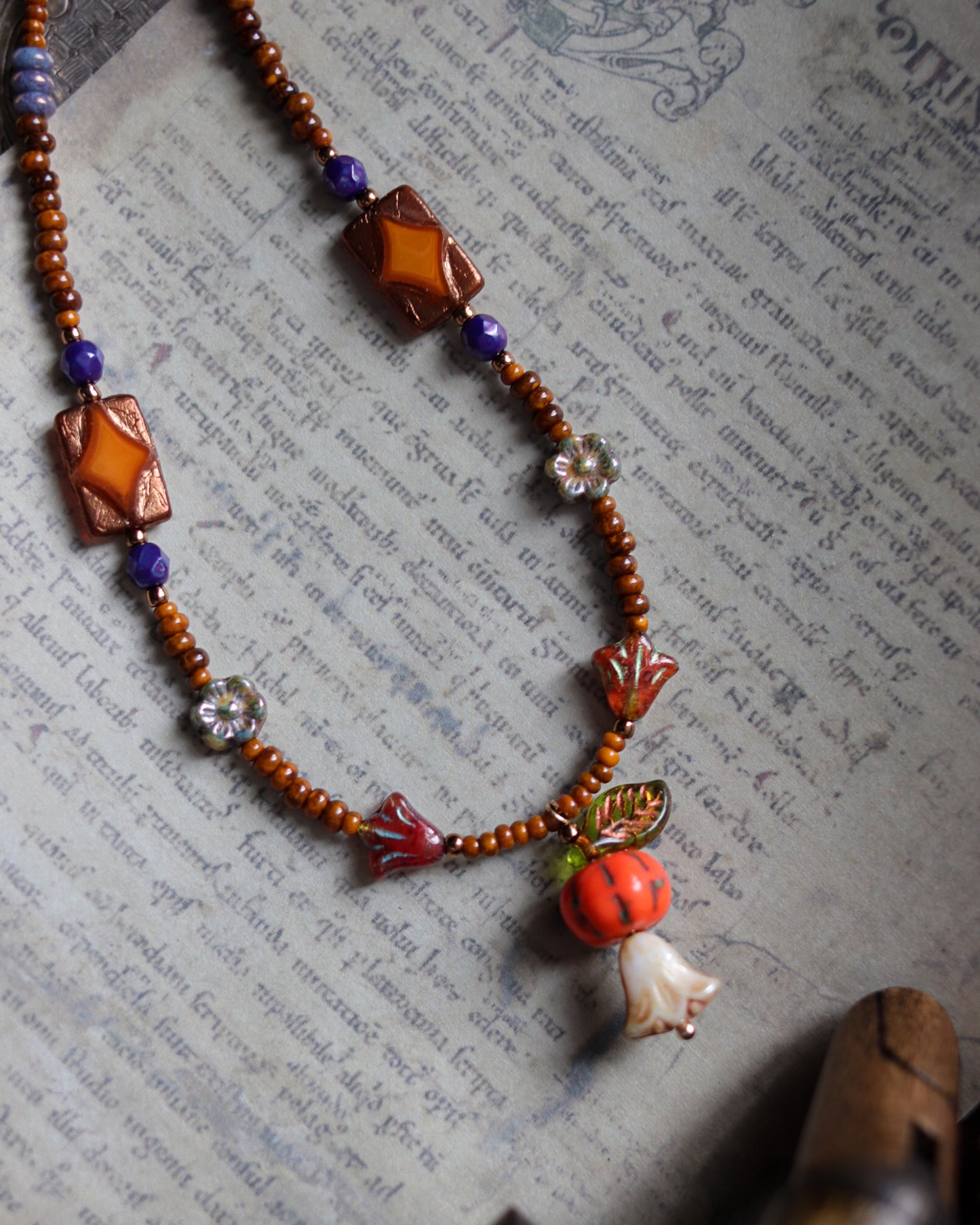 Czech glass bead necklace - Pumpkin Ghost