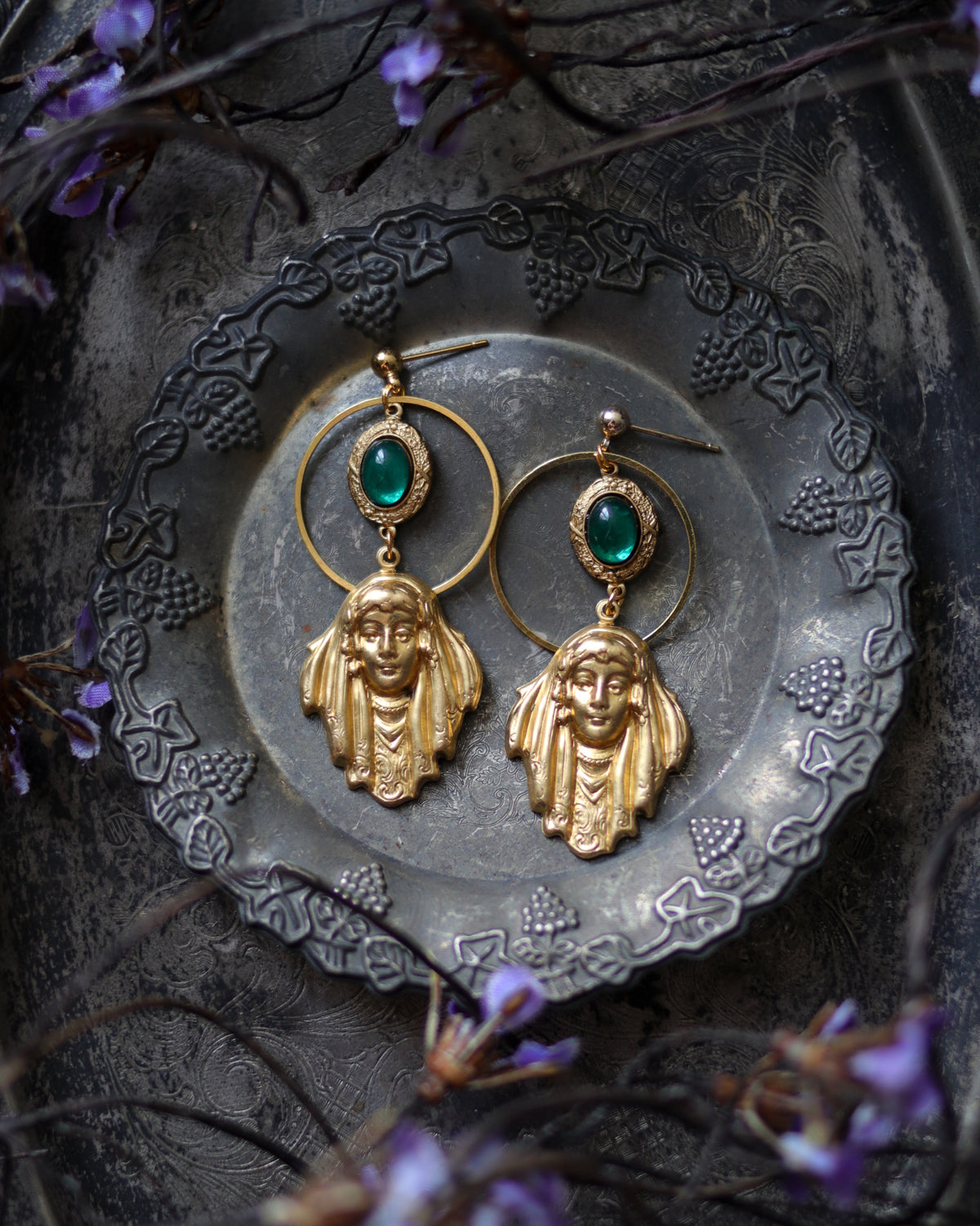 Earrings - The Witch's Face • two 耳環 - 魔女之顏。貳