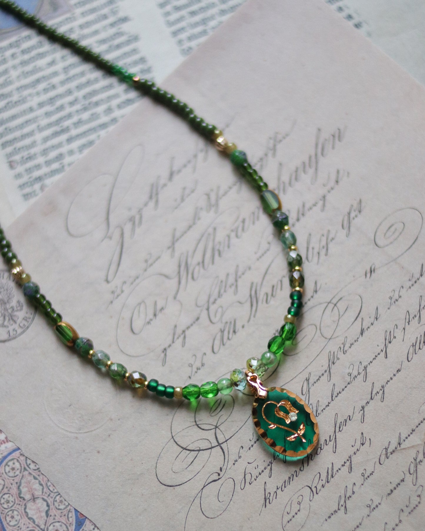 Czech glass bead necklace - Lily of the Valley 捷克琉璃項鍊 - 鈴蘭