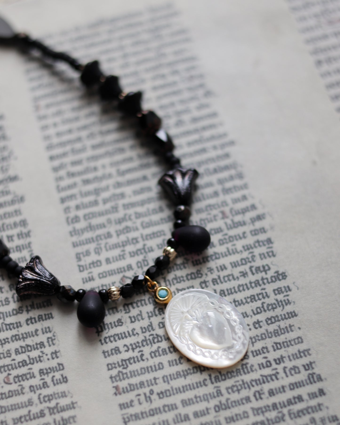 Czech glass bead necklace - Pure Heart