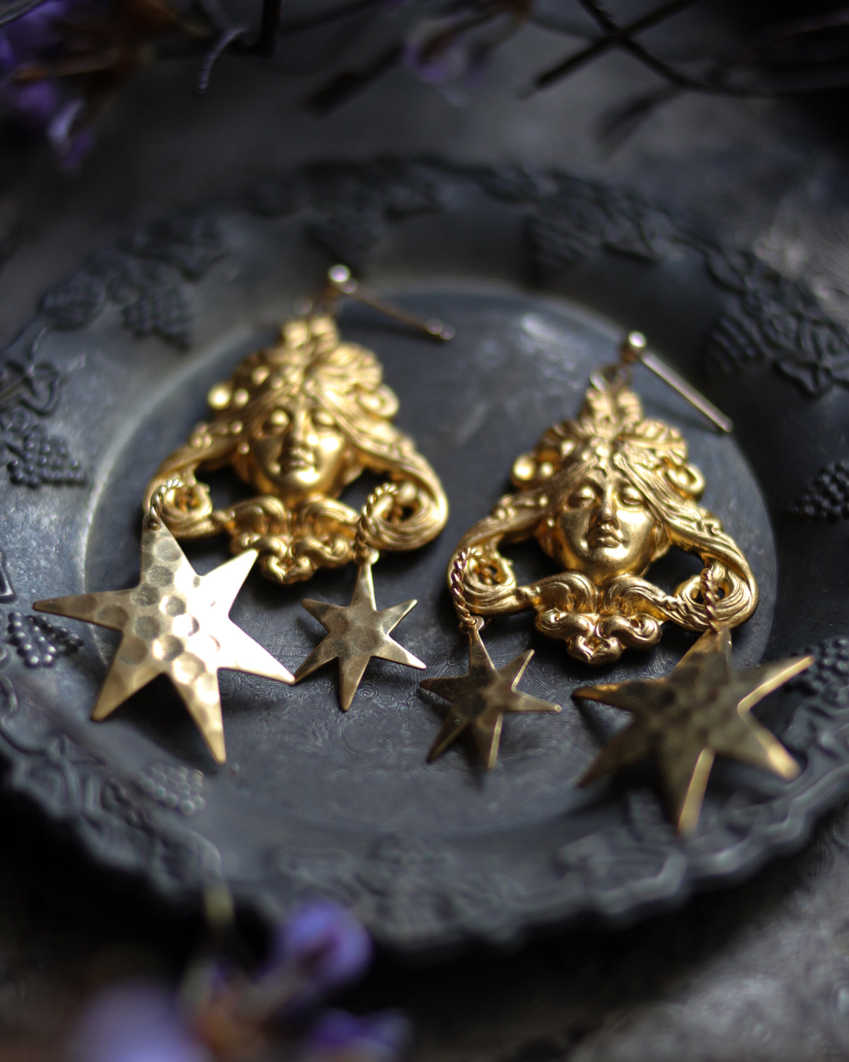 Earrings - The Witch's Face • three 耳環 - 魔女之顏。參