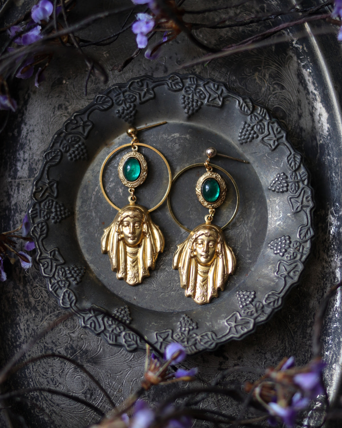 Earrings - The Witch's Face • two 耳環 - 魔女之顏。貳