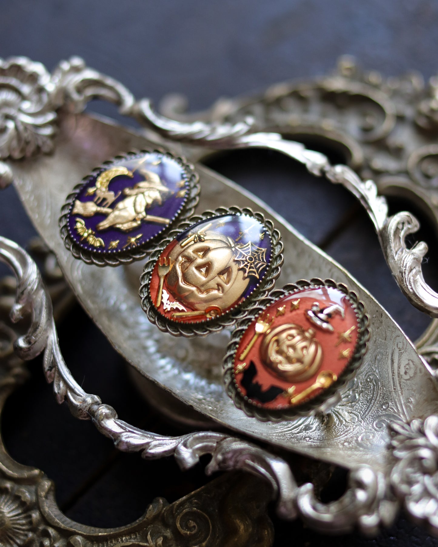 Vintage style ring - Halloween Carnival