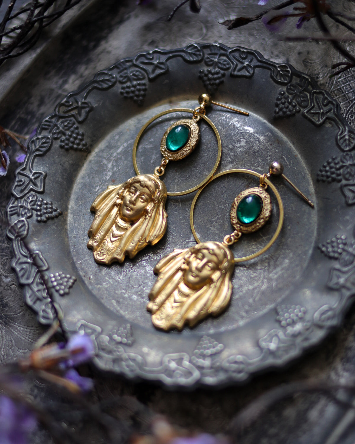 Earrings - The Witch's Face • two 耳環 - 魔女之顏。貳