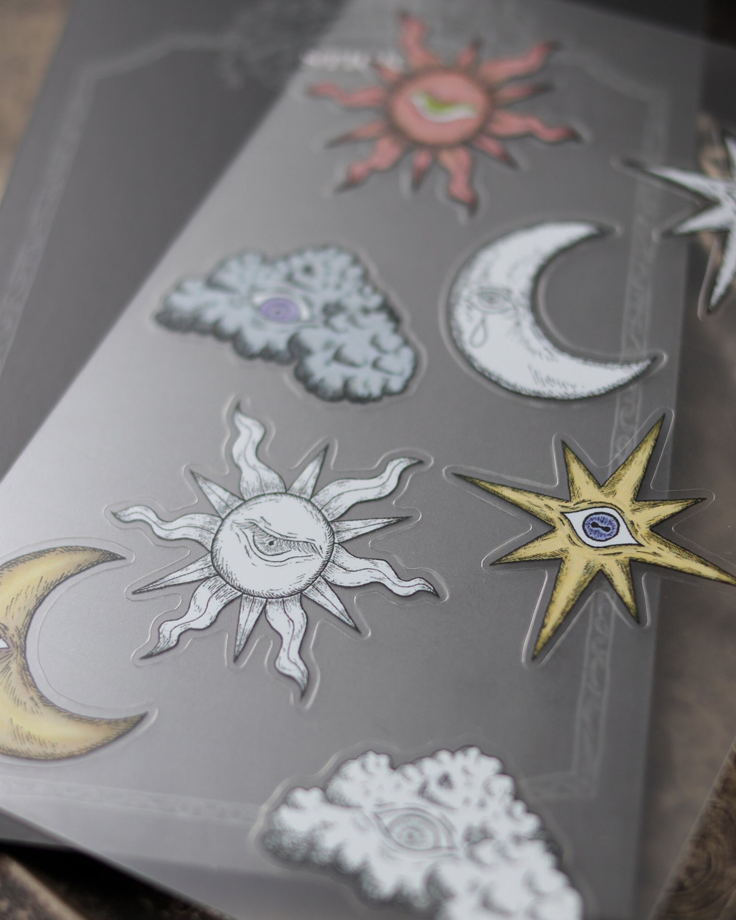 Sticker - The sky is watching me  貼紙 - 天空在看我