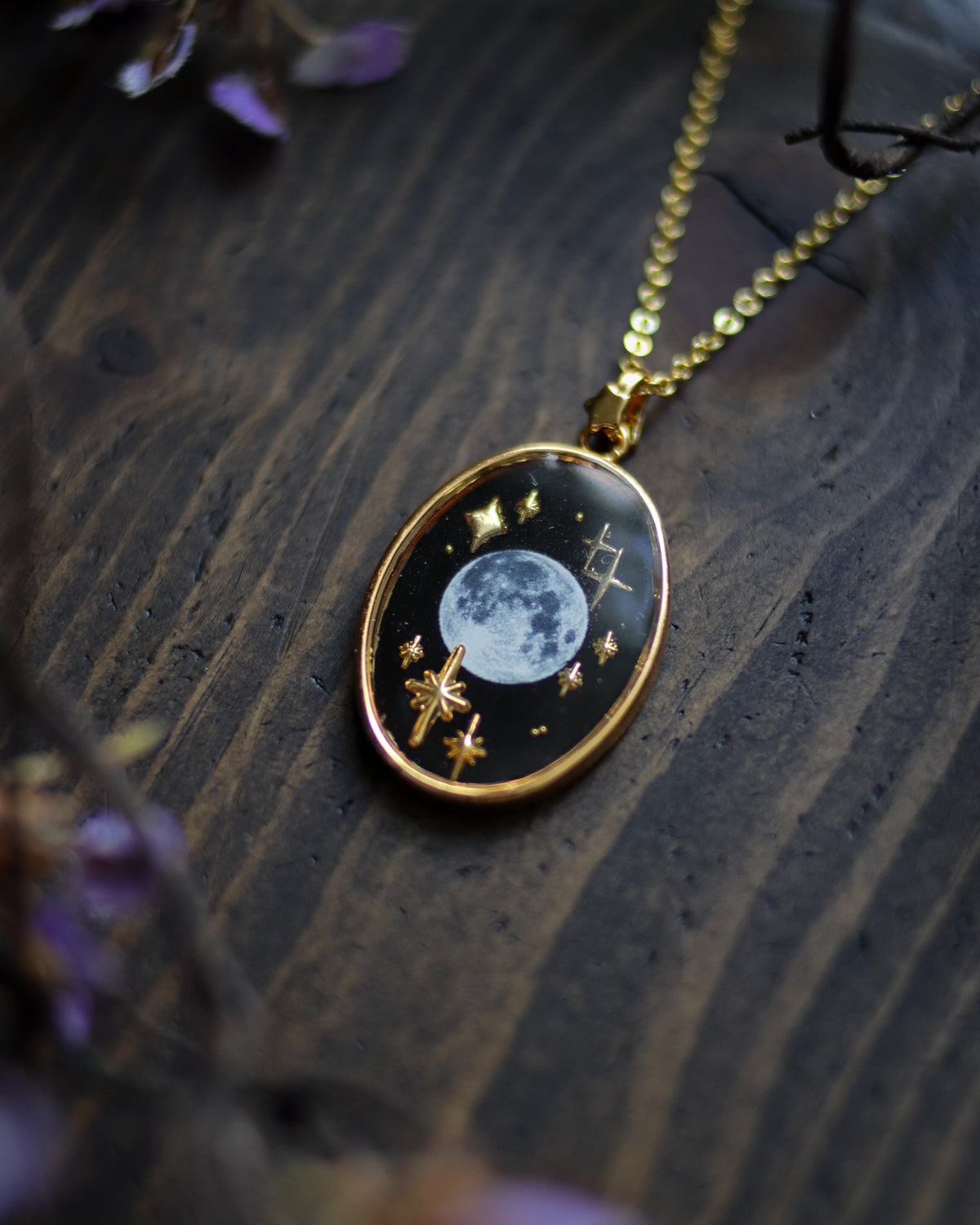 Necklace - Moon in the frame 項鍊 - 框中月