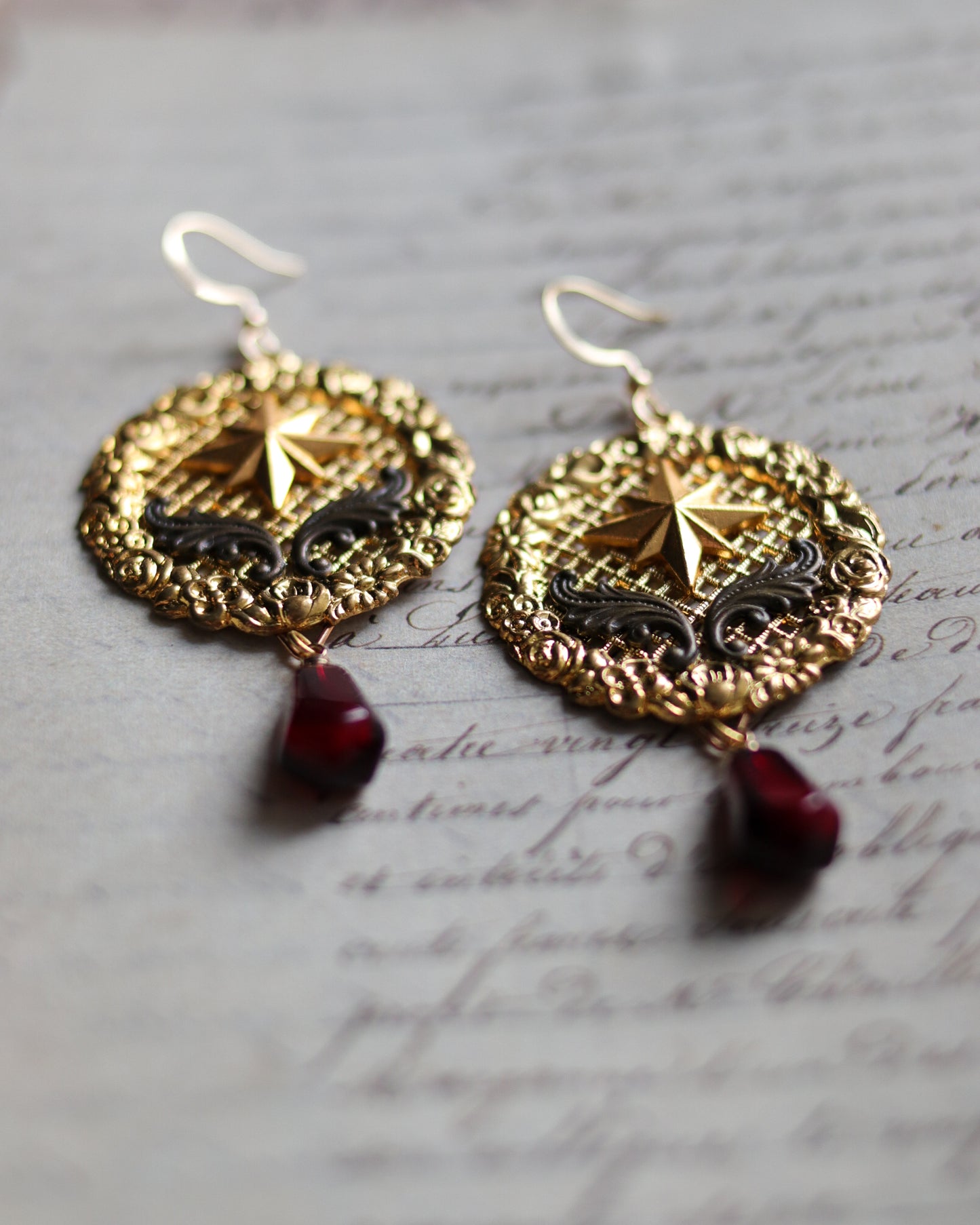 Vintage style earrings - Twins star