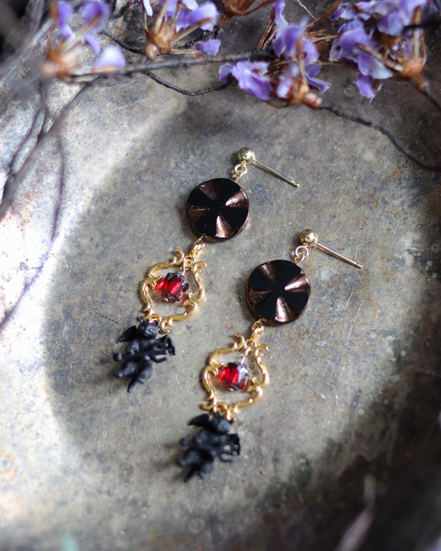 Vintage style earrings - Devil Cat Summon