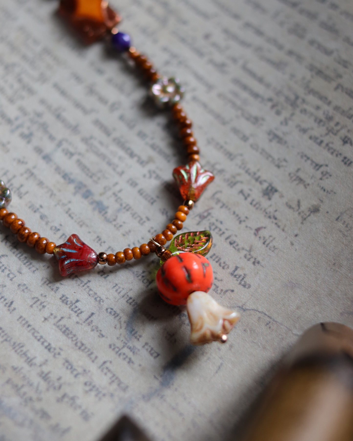 Czech glass bead necklace - Pumpkin Ghost